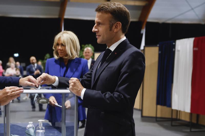 macron.jpeg