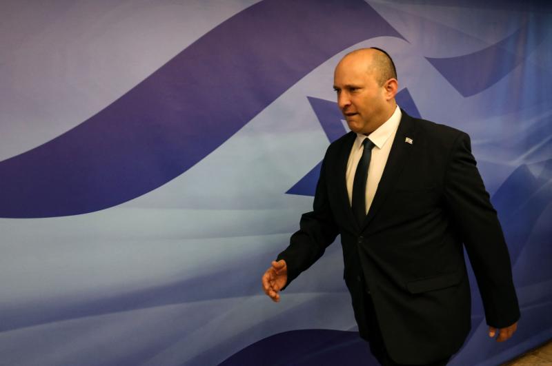 Eski İsrail Başbakanı Naftali Bennett'in hükümetinin ilk kabine toplantısı için Kudüs'e geldiği sırada çekilen bir fotoğrafı, 3 Temmuz 2022