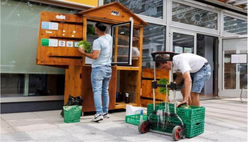 Şekil 2. Ücretsiz topluluk buzdolabı