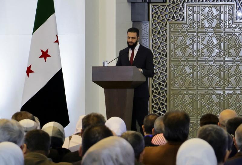 Ahmed eş-Şara, Şam'da düzenlenen Suriye Ulusal Diyalog Konferansı sırasında konuşurken / Fotoğraf: AFP