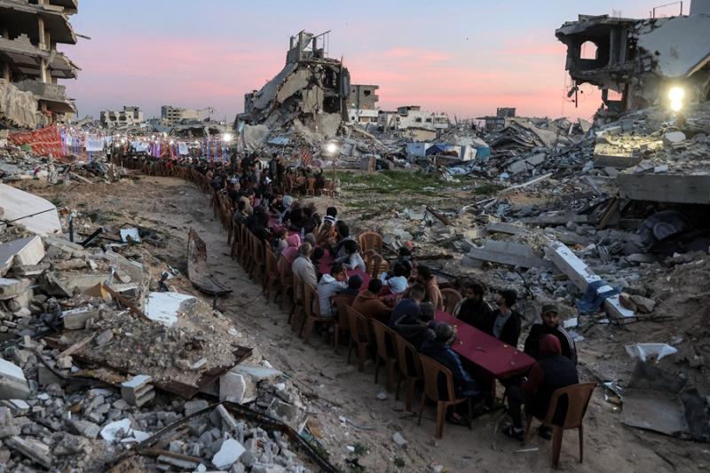 İsrail, Hamas'ın insani yardımları askeri yeteneklerini yeniden inşa etmek ve saflarını yeniden düzenlemek için kullandığını iddia ediyor / Fotoğraf: AFP