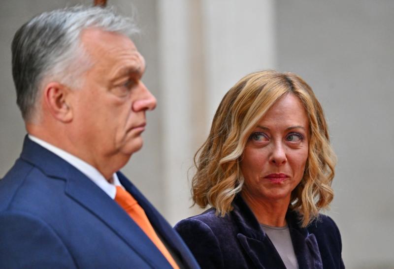 İtalya Başbakanı Giorgia Meloni ve Macar mevkidaşı Viktor Orban 4 Aralık 2024'te Roma'da / Fotoğraf: AFP