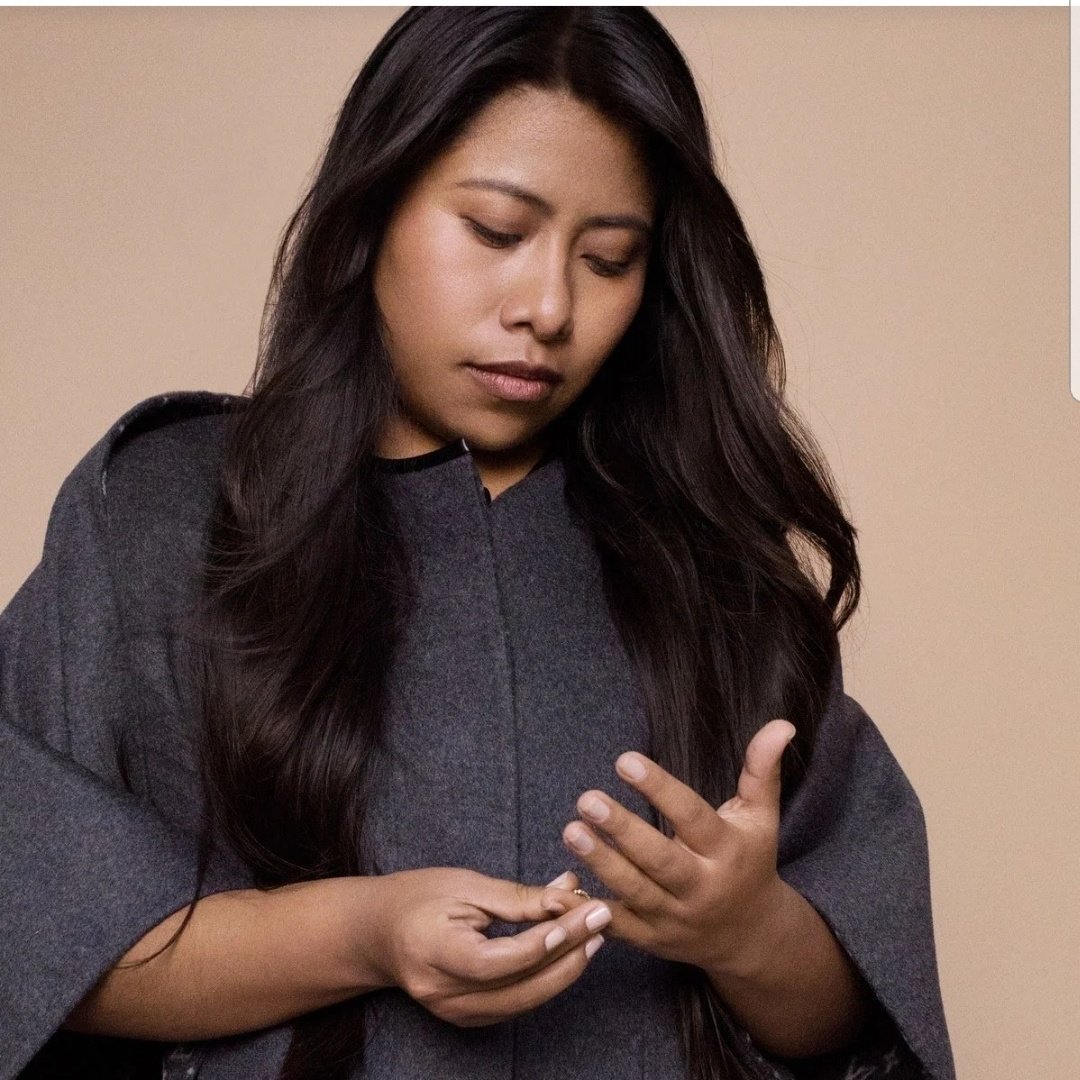 Yalitza Aparicio 2.jpg