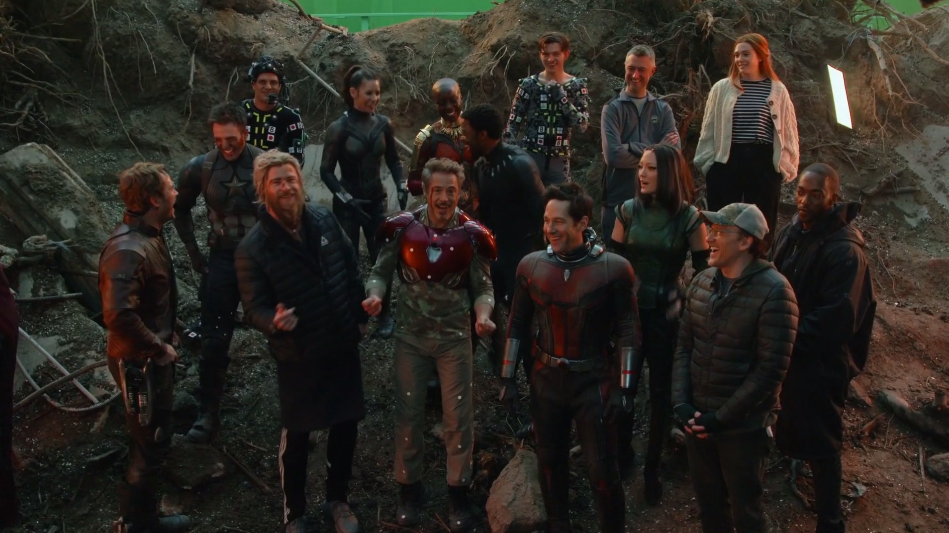 Avengers - 8 - Marvel.jpg
