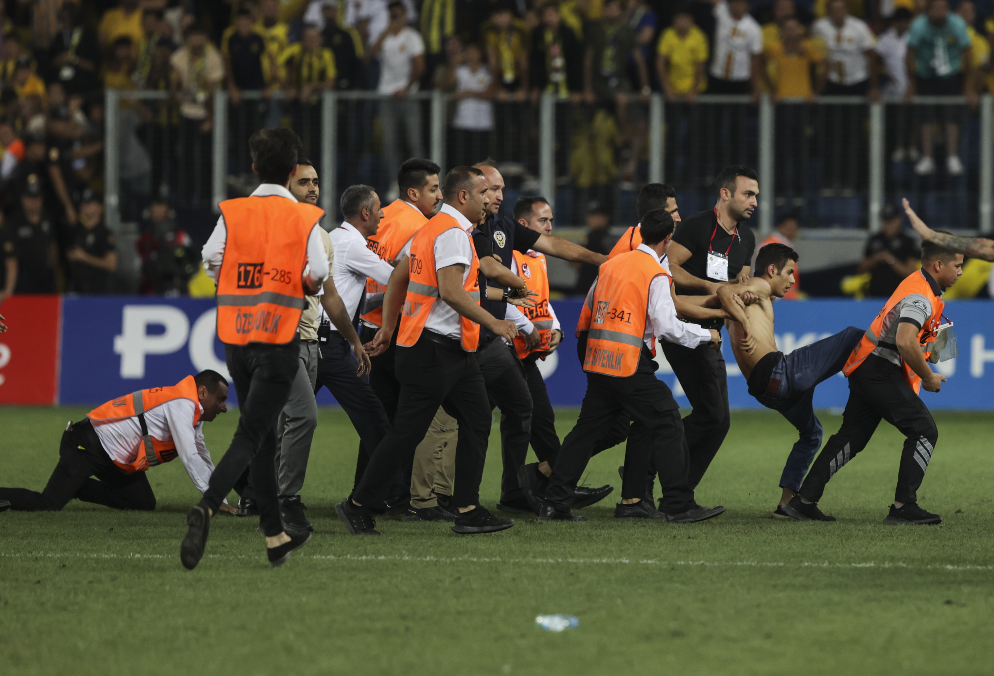 AA-20220904-28813020-28813018-MKE_ANKARAGUCU_BESIKTAS.jpg