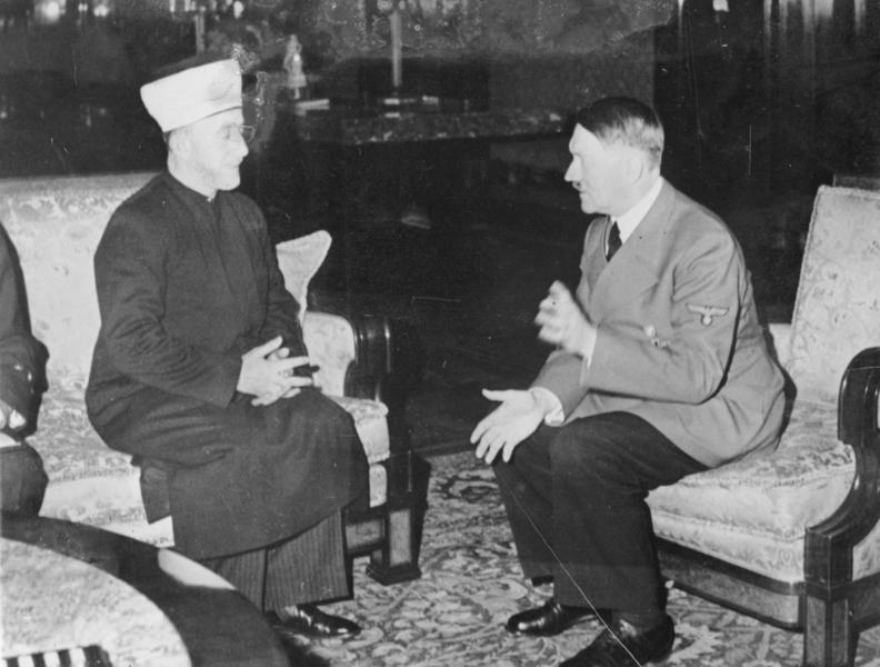 el-Hüseynî Hitler ile.jpg